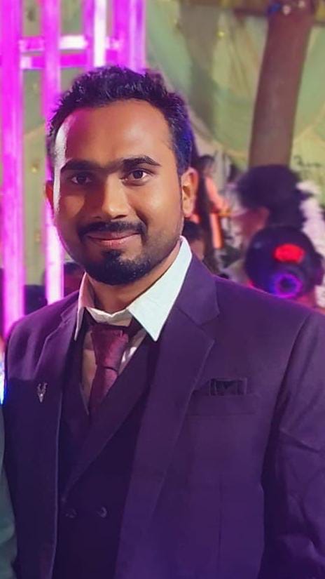 Nikhil T. Sakhare